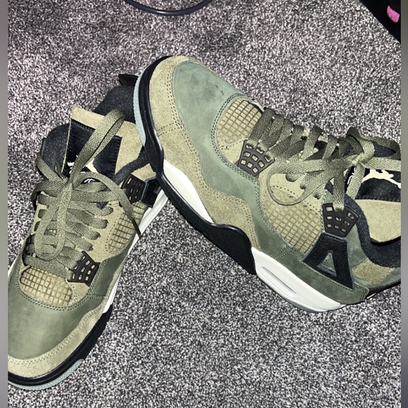 Jordan 4s retro se craft medium olive